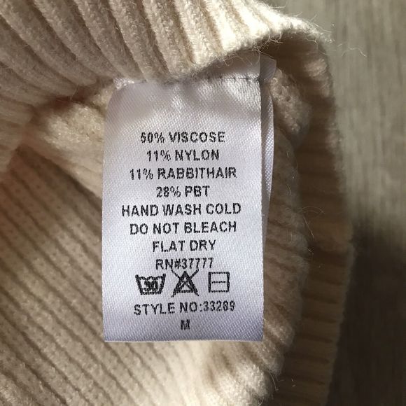 Renee C Long Line Sweater Dress EUC Lace And Eyelet Accent Medium Cream, Soft - Picture 4 of 9